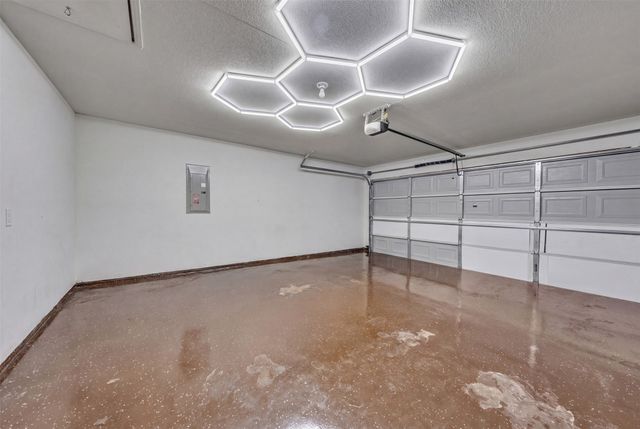 11209 Beechgrove Court, Fort Worth, TX 76140