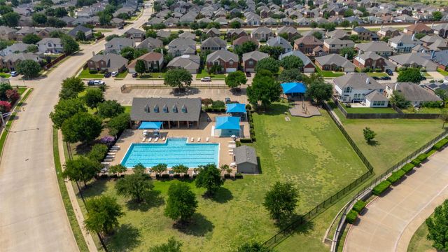 11209 Beechgrove Court, Fort Worth, TX 76140