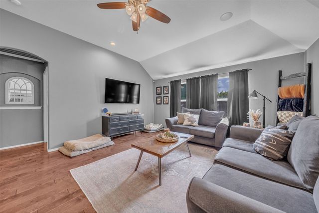 11209 Beechgrove Court, Fort Worth, TX 76140