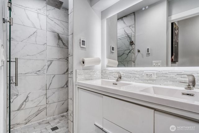 217 Tacoma Blvd S, Pacific, WA 98047