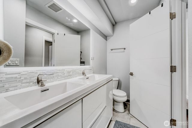 217 Tacoma Blvd S, Pacific, WA 98047