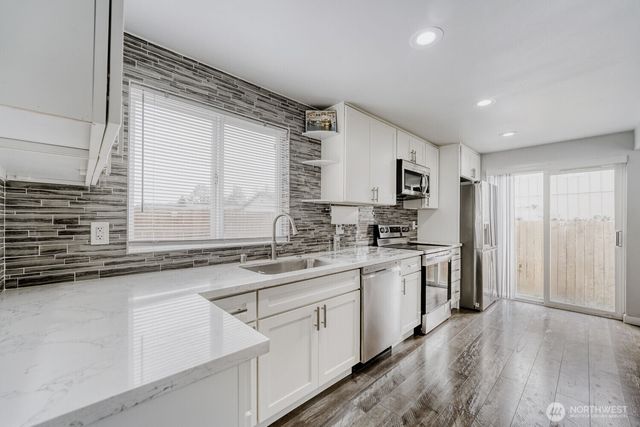 217 Tacoma Blvd S, Pacific, WA 98047