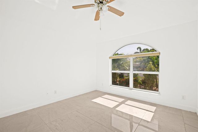 1842 OAK BERRY Circle, Wellington, FL 33414