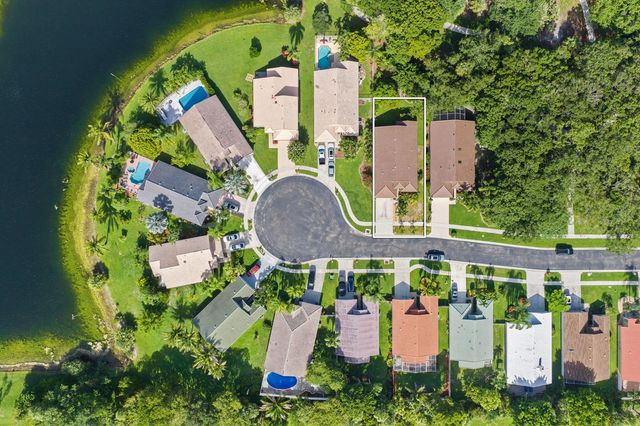 1842 OAK BERRY Circle, Wellington, FL 33414