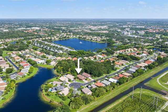 1842 OAK BERRY Circle, Wellington, FL 33414