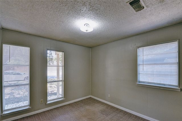 7524 Overhill Road, Fort Worth, TX 76116