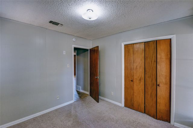 7524 Overhill Road, Fort Worth, TX 76116