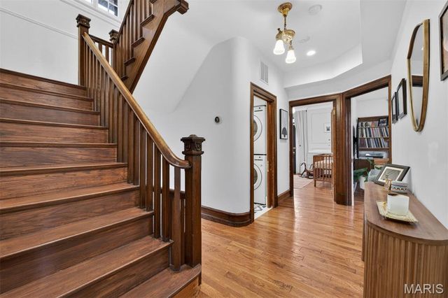 2923 Allen Avenue, St Louis, MO 63104