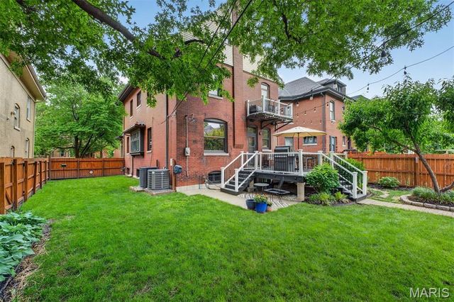 2923 Allen Avenue, St Louis, MO 63104
