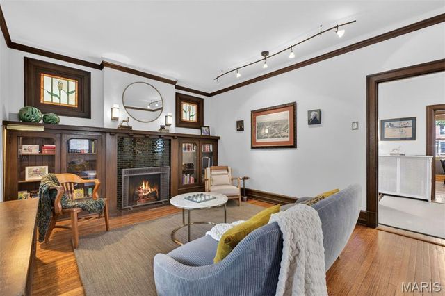 2923 Allen Avenue, St Louis, MO 63104