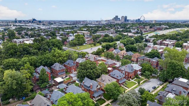 2923 Allen Avenue, St Louis, MO 63104
