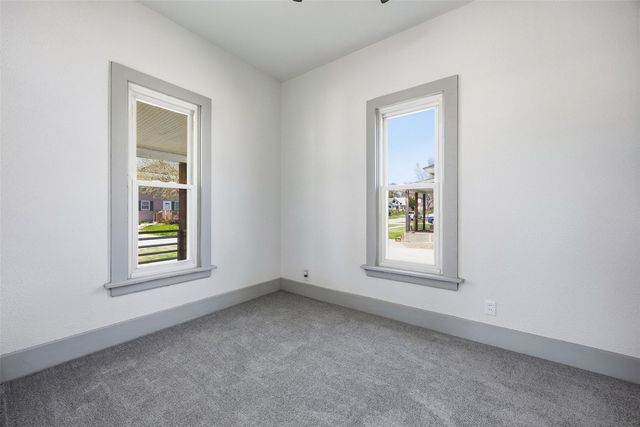 937 8th Street, Marion, IA 52302