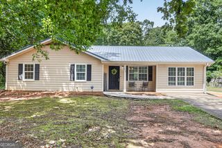 216 Brooks Lane, Winder, GA 30680