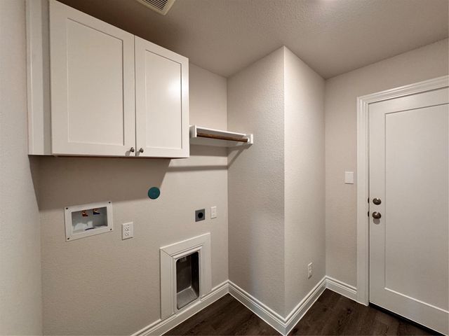 10250 Cabo Del Sol Drive, Cleveland, TX 77327