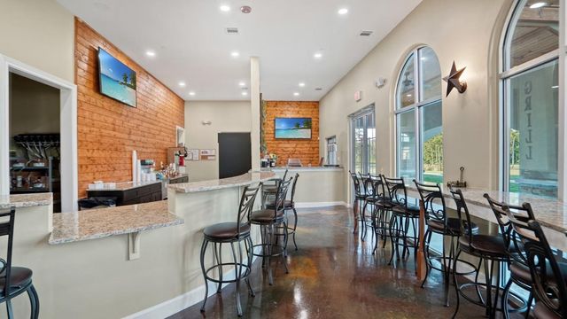 10250 Cabo Del Sol Drive, Cleveland, TX 77327