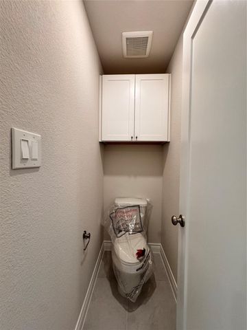 10250 Cabo Del Sol Drive, Cleveland, TX 77327