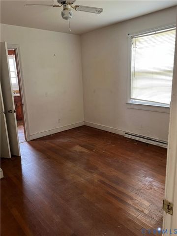 513 Pinehurst Ave, Colonial Heights, VA 23834