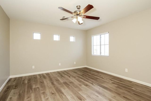 22052 N 30th Drive, Phoenix, AZ 85027
