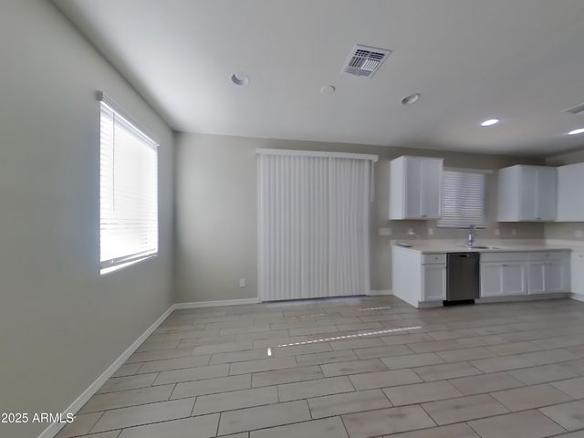 5830 W WOOD Street, Phoenix, AZ 85043