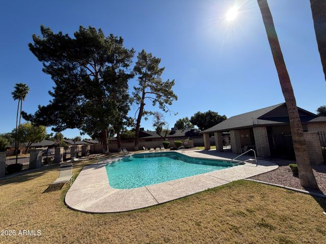 116 W LOMA VISTA Drive 104, Tempe, AZ 85282