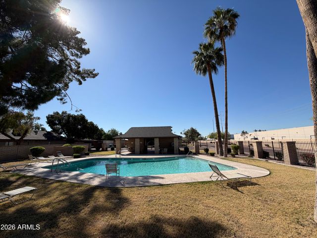 116 W LOMA VISTA Drive 104, Tempe, AZ 85282