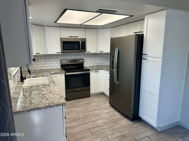 116 W LOMA VISTA Drive 104, Tempe, AZ 85282