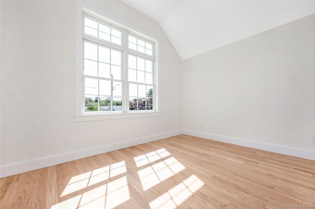 510 Bayport Avenue, Bayport, NY 11705