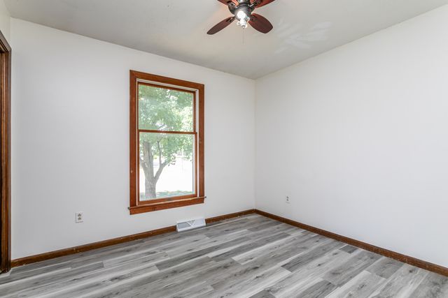 4026 E SONORA CT, Columbia, MO 65201