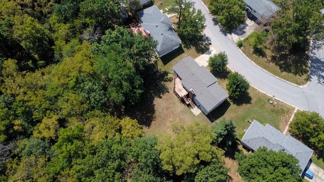 4026 E SONORA CT, Columbia, MO 65201
