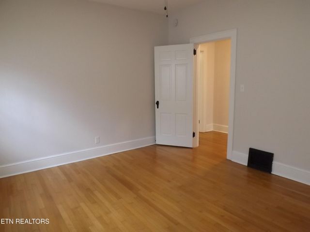 1702 Haynes St, Tazewell, TN 37879