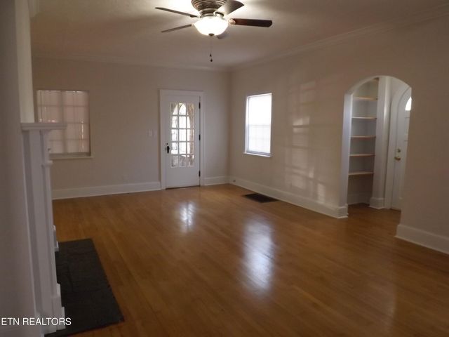 1702 Haynes St, Tazewell, TN 37879