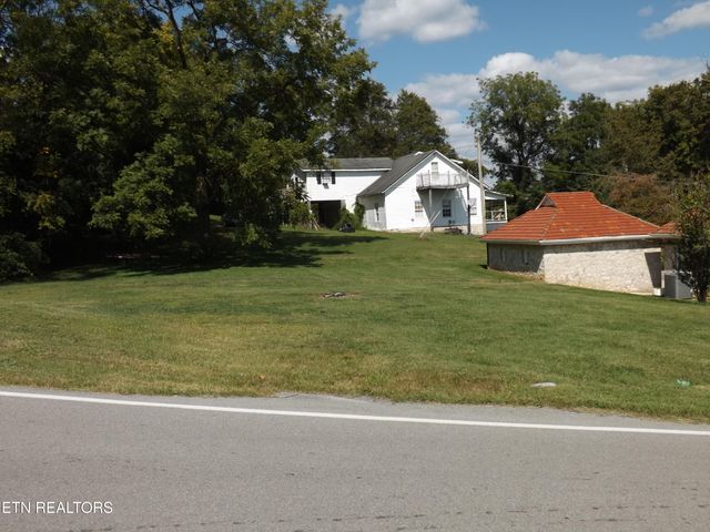 1702 Haynes St, Tazewell, TN 37879