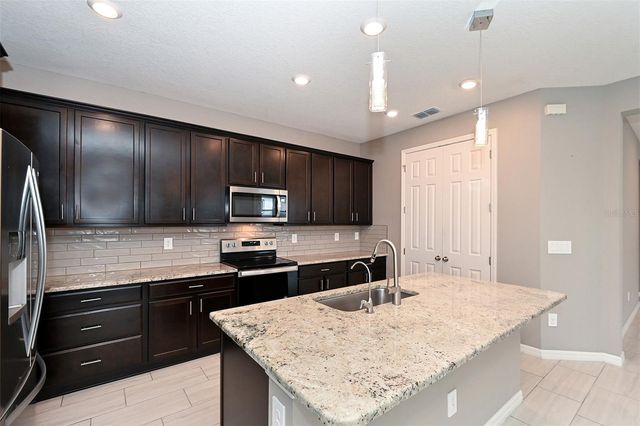 14239 59TH CIRCLE E, Bradenton, FL 34211