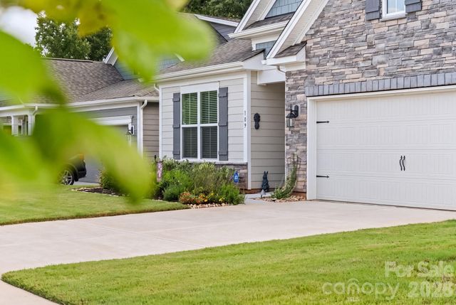 109 Noah Lane, Troutman, NC 28166
