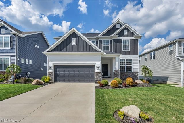 342 Foxglove Drive, Wadsworth, OH 44281