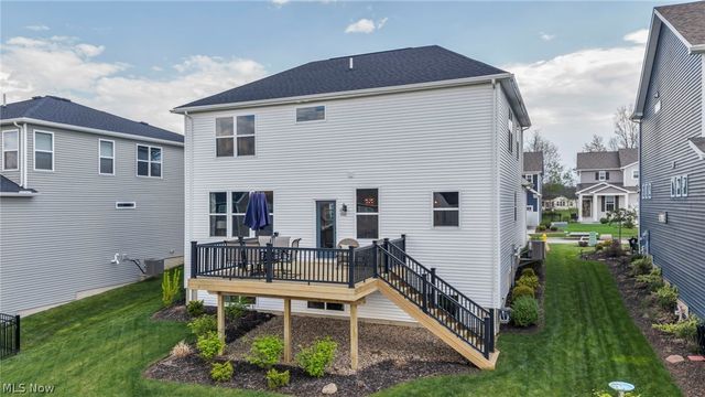 342 Foxglove Drive, Wadsworth, OH 44281