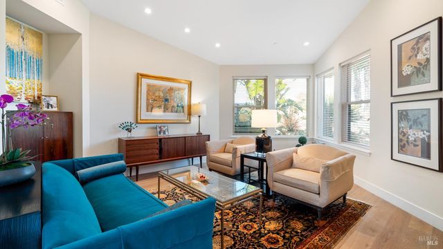 3971 Rincon Ridge Dr W, Santa Rosa, CA 95404