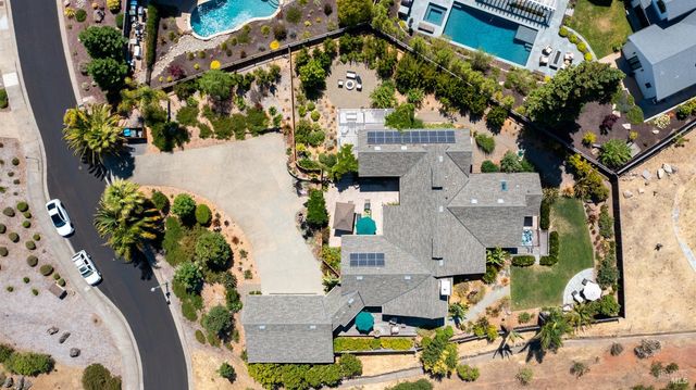 3971 Rincon Ridge Dr W, Santa Rosa, CA 95404