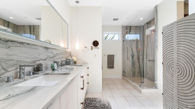 3971 Rincon Ridge Dr W, Santa Rosa, CA 95404