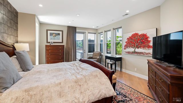 3971 Rincon Ridge Dr W, Santa Rosa, CA 95404