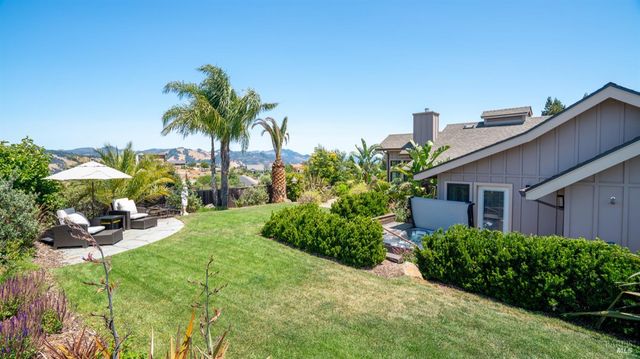 3971 Rincon Ridge Dr W, Santa Rosa, CA 95404