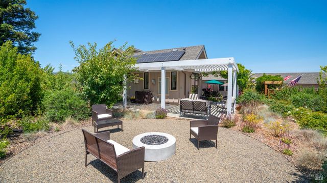 3971 Rincon Ridge Dr W, Santa Rosa, CA 95404