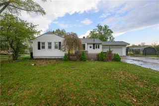 2950 Stanton Avenue NW, Massillon, OH 44647