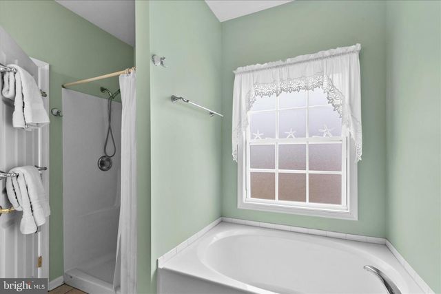 22585 SOUTHERN PINES DR, Lewes, DE 19958