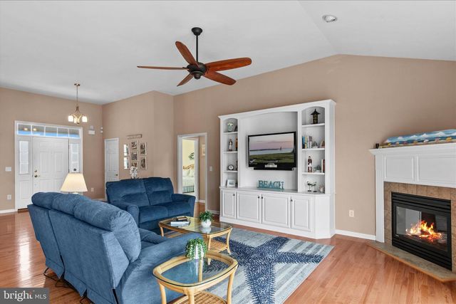 22585 SOUTHERN PINES DR, Lewes, DE 19958