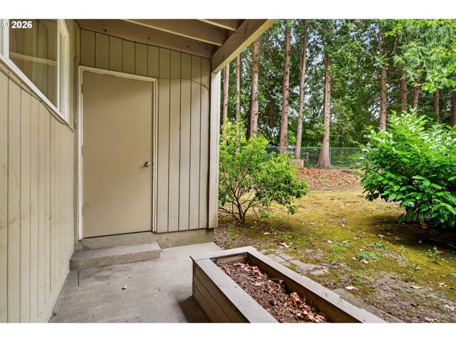 6610 Sw TERRI Ct, Portland, OR 97225