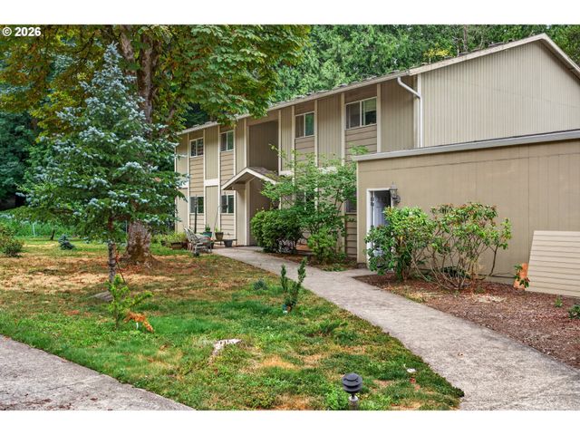 6610 Sw TERRI Ct, Portland, OR 97225