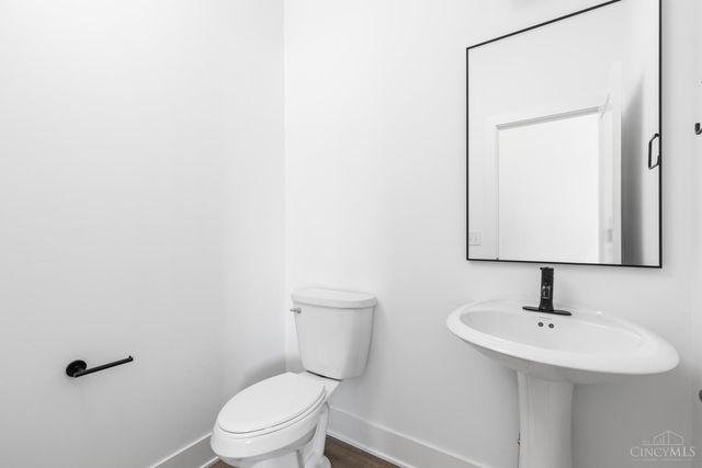 3010 Woodburn Avenue, Cincinnati, OH 45206