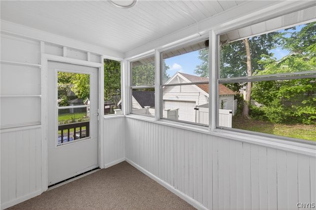 116 Malverne Dr, Syracuse, NY 13208