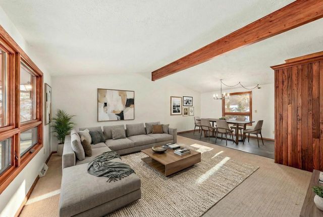 770 Odsila WAY, Fontana, WI 53125